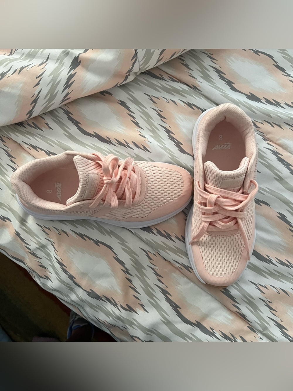 Women's Lightweight Mesh Sneaker - Blush Pink